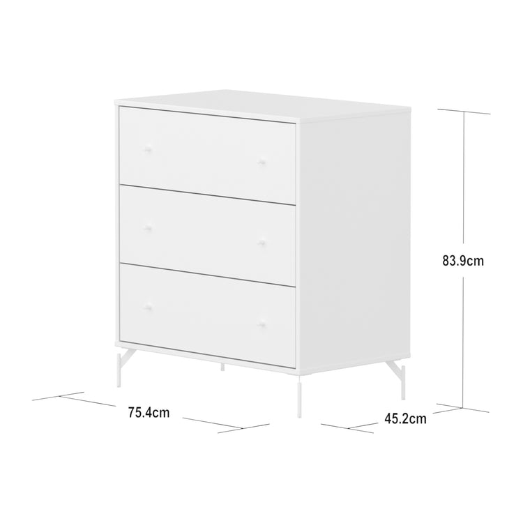 FLEXA. Συρταριέρα Saga με 3 συρτάρια. Λευκό/ λευκά πόμολα/ λευκά πόδια.