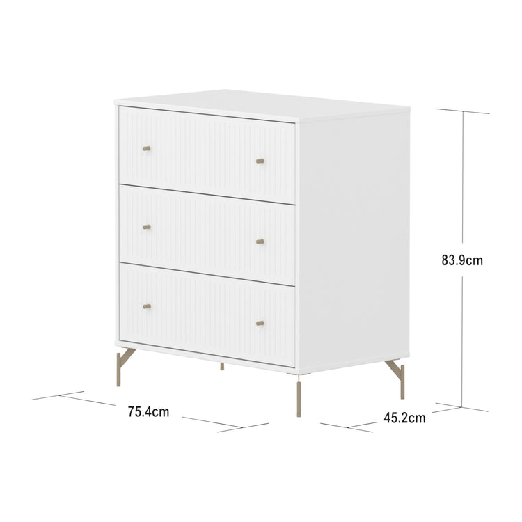 FLEXA. Συρταριέρα Saga με 3 συρτάρια και όψεις Grooves. Λευκό/ μπεζ πόμολα/ μπεζ πόδια.