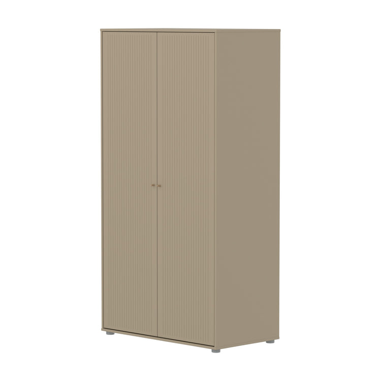 FLEXA. Ντουλάπα Saga με όψεις Grooves. Μπεζ/ δρύινα πόμολα