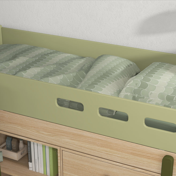 Flexa. Κρεβάτι μεσαίου ύψος Popsicle με κάθετη σκάλα και αποθήκευση - Δρυς /αποχρώσεις πράσινου