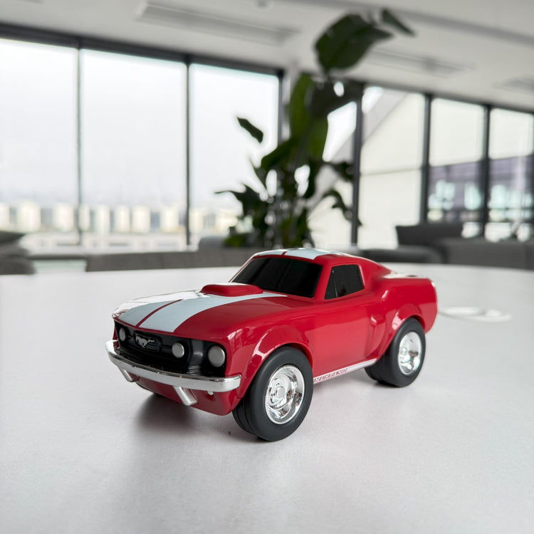 Baghera. Αγωνιστικό αυτοκίνητο Ford Mustang (κόκκινο)