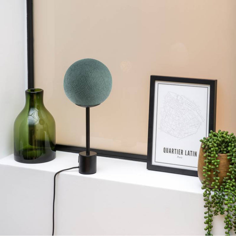 LA CASE DE COUSIN PAUL. Επιτραπέζιο φωτιστικό Apapa Vert de gris