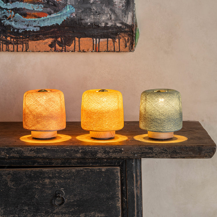 LA CASE DE COUSIN PAUL. Επιτραπέζιο φωτιστικό Madison Camel