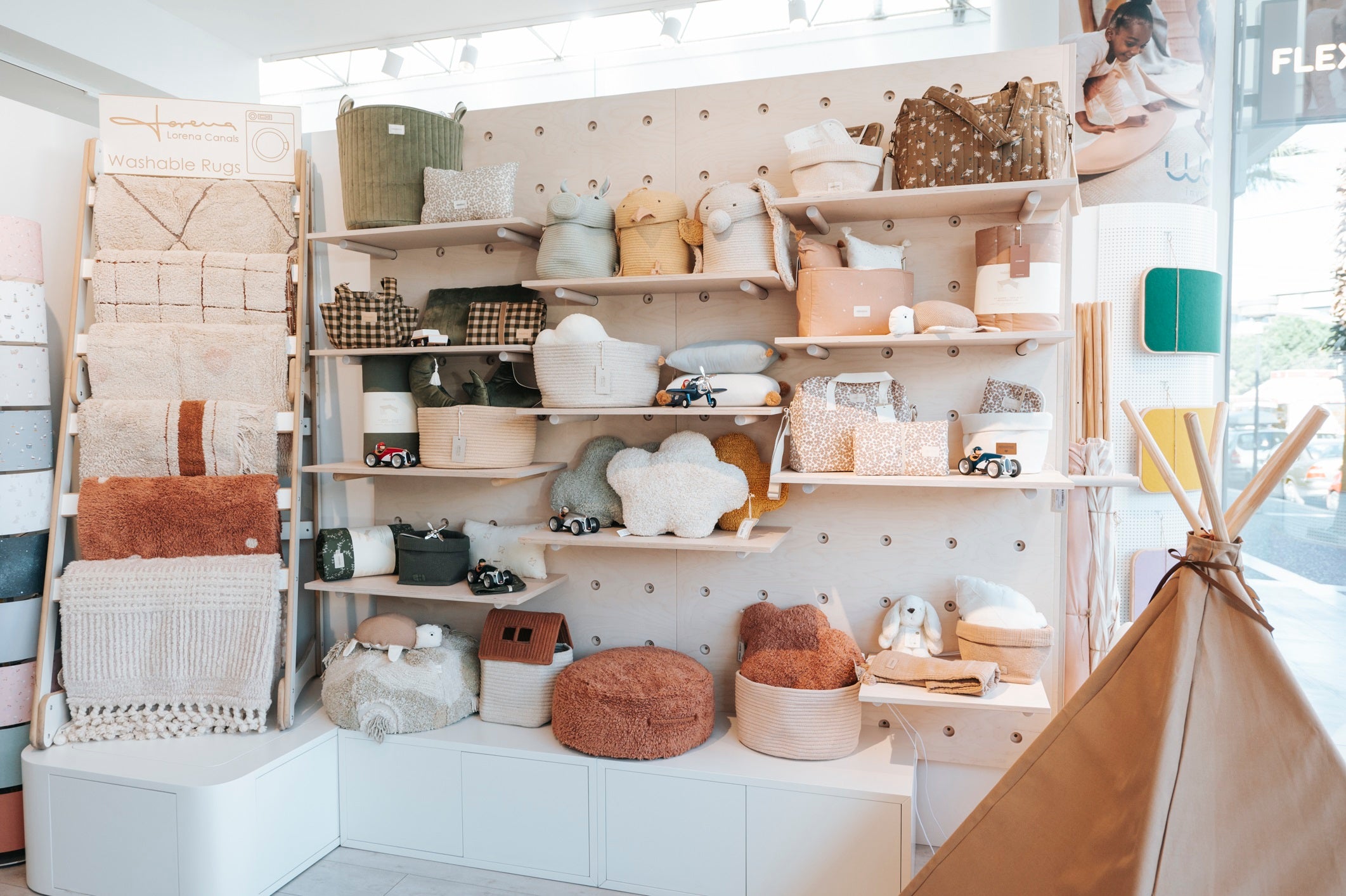 FLEXA Shop Glyfada