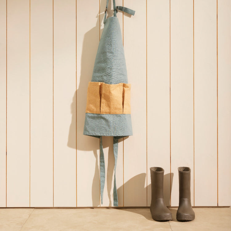 KIDS CONCEPT. Παιδική ποδιά κηπουρικής KID'S HUB