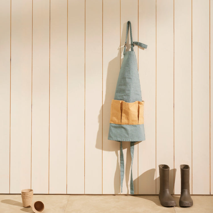 KIDS CONCEPT. Παιδική ποδιά κηπουρικής KID'S HUB