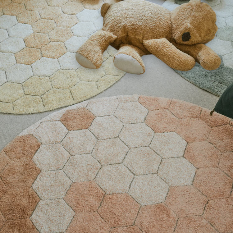 Lorena Canals. Χαλί δωματίου στρόγγυλο Round Honeycomb Rose 140 εκ.