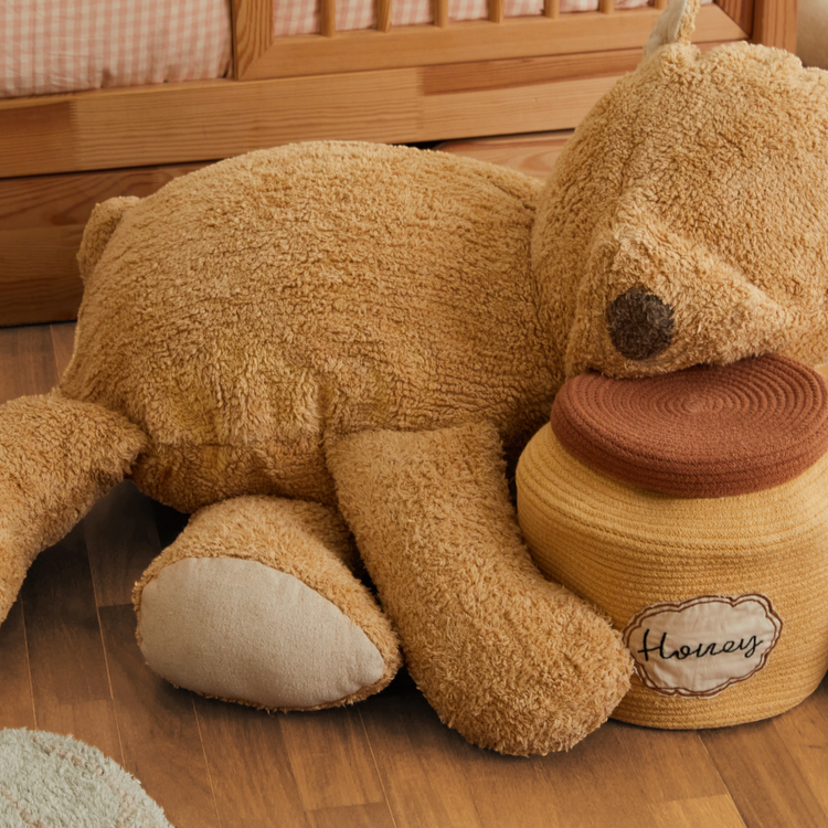 Lorena Canals. Πουφ Αρκούδος