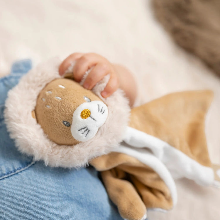 FLO, ERNEST & OLI. Υφασμάτινο ντουντού λιονταράκι Ernest (καφέ)