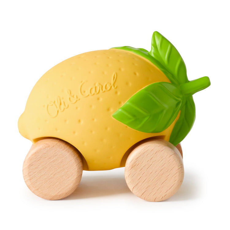OLI&CAROL. Μασητικό αυτοκινητάκι από φυσικό καουτσούκ με ξύλινες ρόδες Λεμόνι
