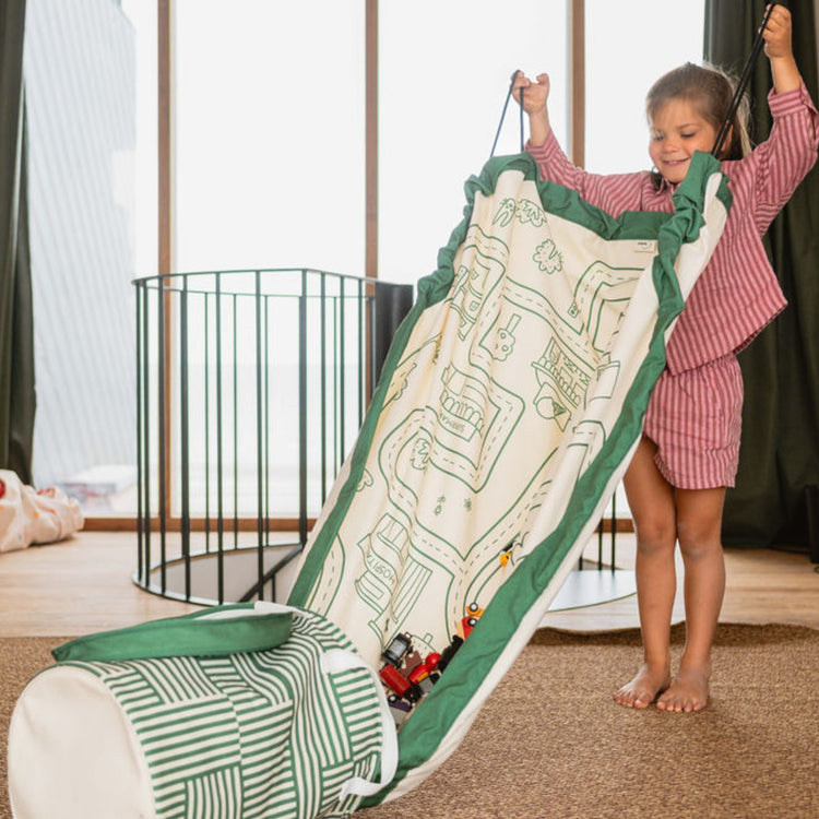 PLAY&GO. Soo χαλάκι παιχνιδιού με καλάθι αποθήκευσης. Αυτοκινητόδρομος