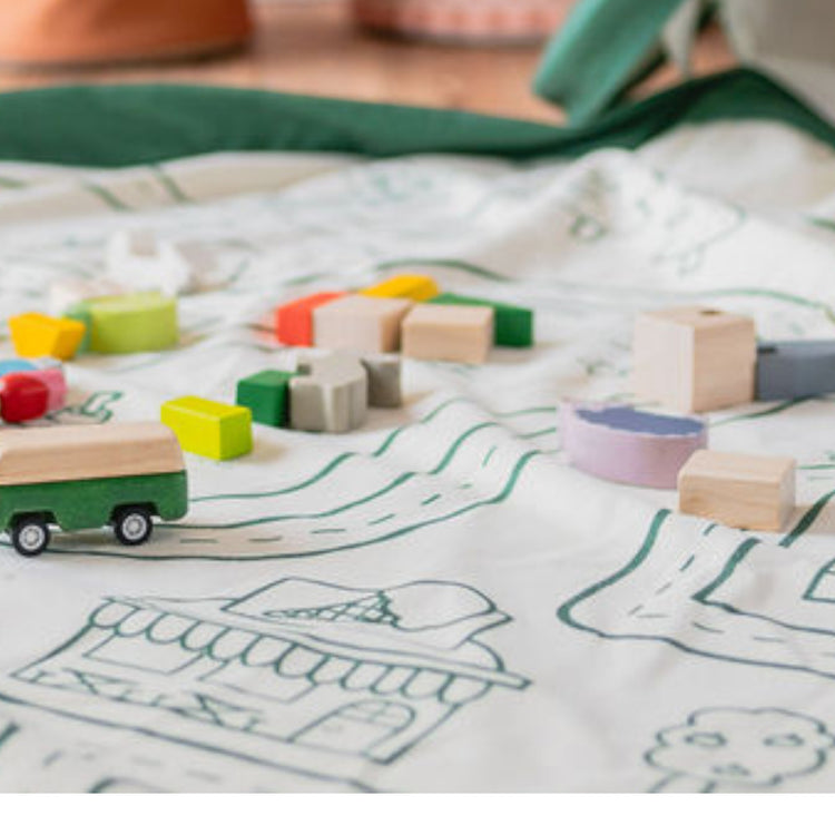 PLAY&GO. Soo χαλάκι παιχνιδιού με καλάθι αποθήκευσης. Αυτοκινητόδρομος