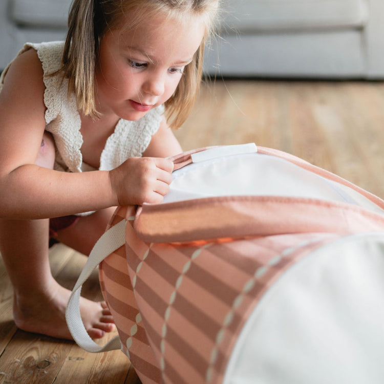 PLAY&GO. Soo χαλάκι παιχνιδιού με καλάθι αποθήκευσης. Πριγκίπισσες