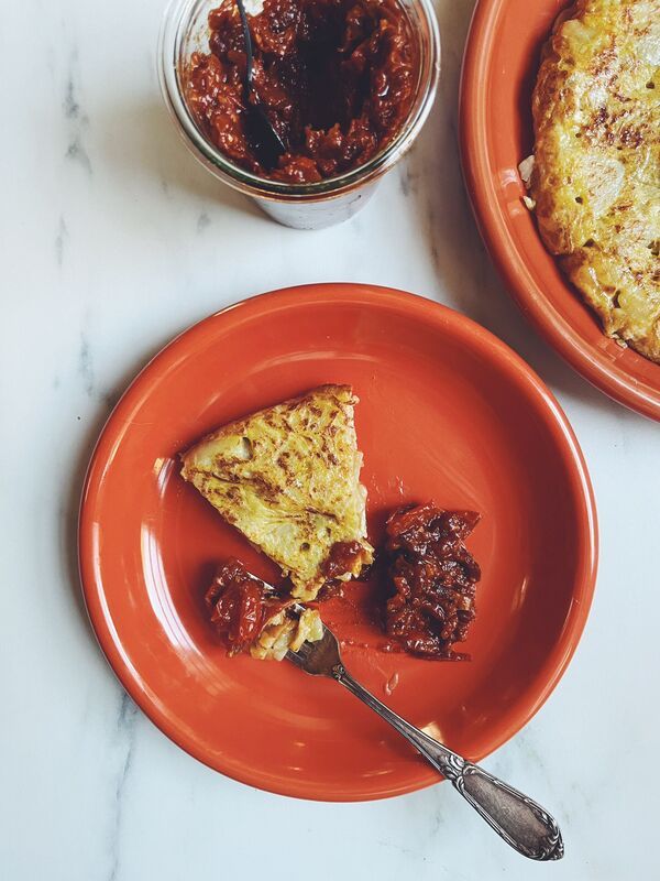 EKOBO. Πιάτο εμαγιέ μεγάλο Desert - Terracotta/Blush (26 cm)