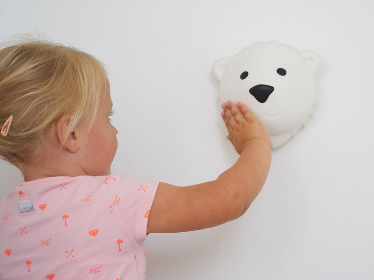 FLOW. Επιτοίχιο φωτιστικό νυχτός Αρκούδος Bjorn (λευκό)