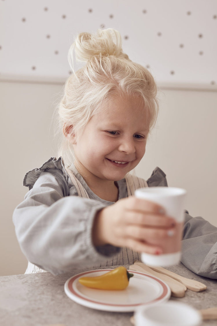 KIDS CONCEPT. Ξύλινο σετ παιχνιδιού-φαγητού με 4 σερβίτσια Bistrot