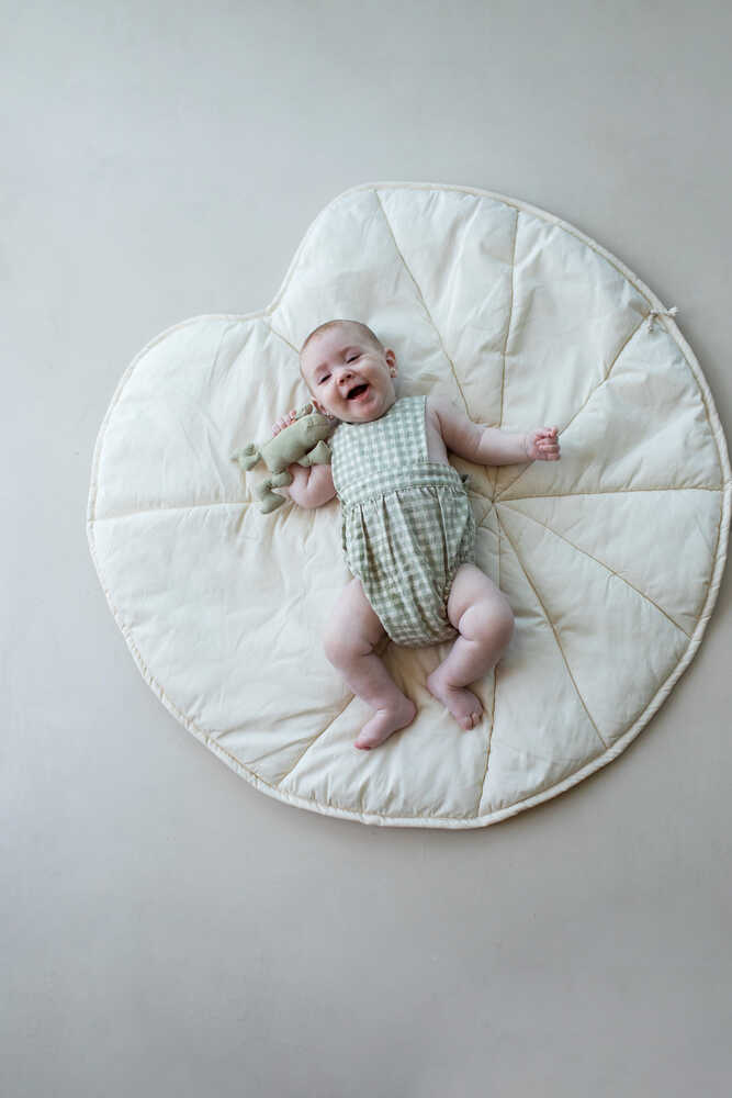 Lorena Canals. Μαλακό στρωματάκι παιχνιδιού Water Lily Natural