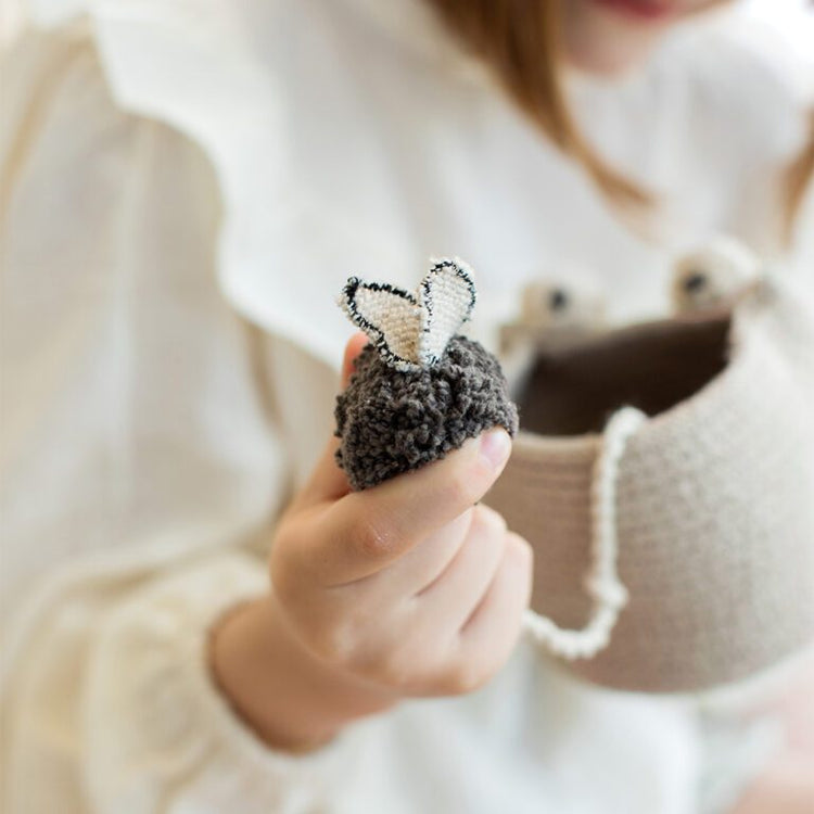 Lorena Canals. Παιχνίδι καλάθι με μπάλα Babyfrog