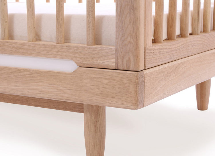 PURE. Κρεβάτι βρεφικό