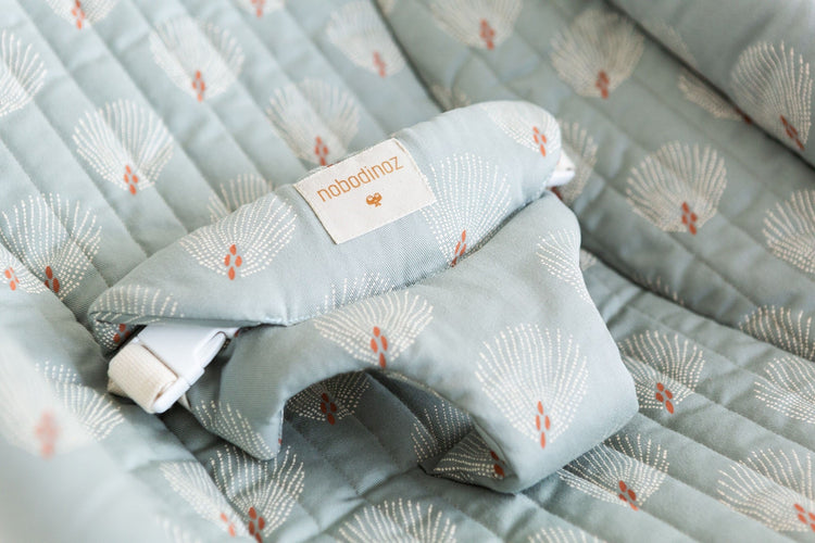 GROWING GREEN. Μαξιλάρι για βρεφικό ριλάξ White Gatsby/Antique Green