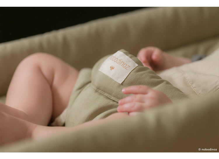 GROWING GREEN. Μαξιλάρι για βρεφικό ριλάξ Linden Green