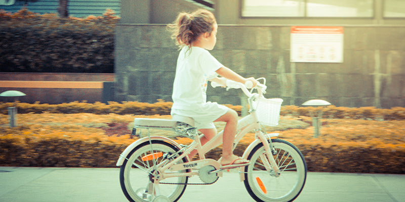 Ο πιο εύκολος τρόπος για να μάθει το παιδί ποδήλατο