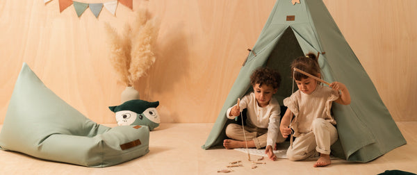 Teepees, play houses & tents