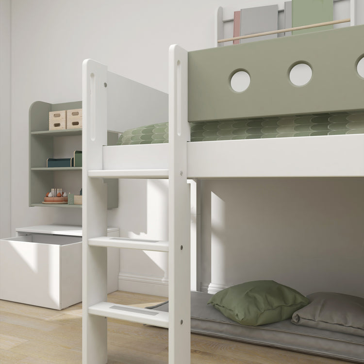 Flexa. White mid-high bed with straight ladder - 210cm - White