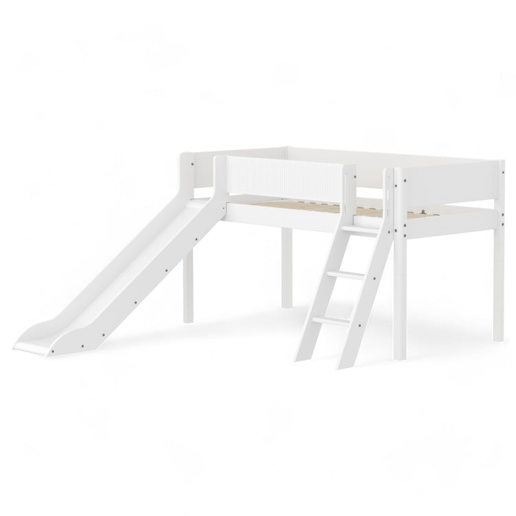 Flexa. Mid-high bed with slanting ladder and slide