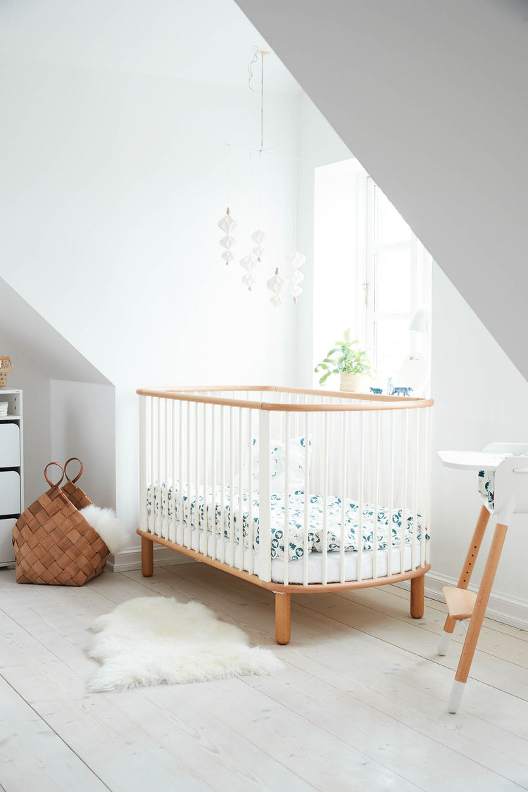 Flexa. Baby cot - White / Natural