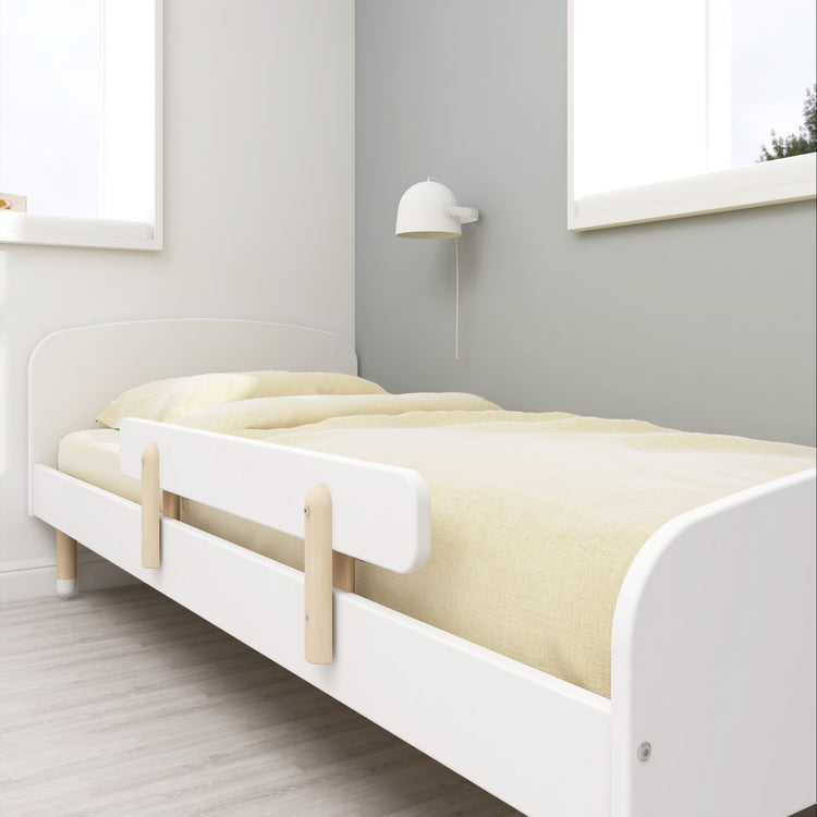 Flexa. Single bed Dots with safety rail - 204cm - White