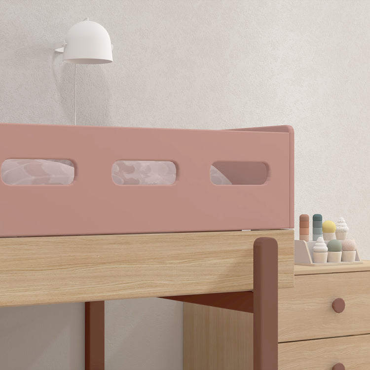 Flexa. Κρεβάτι μεσαίου ύψος Popsicle με κάθετη σκάλα - Δρυς /αποχρώσεις ροζ