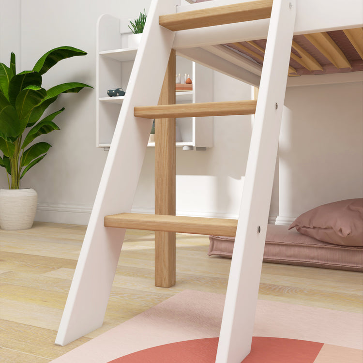 Flexa. Κρεβάτι μεσαίου ύψος Nor με κεκλιμένη σκάλα - 210εκ - Λευκό/ δρυς
