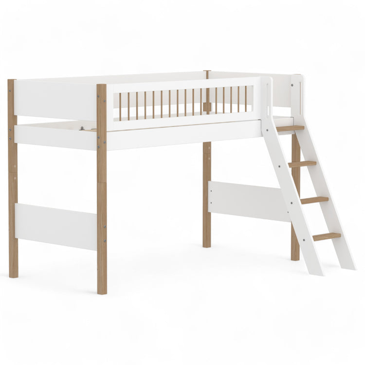 Flexa. Semi-highsleeper 200x90 Crossbars Oak SL.Ladder