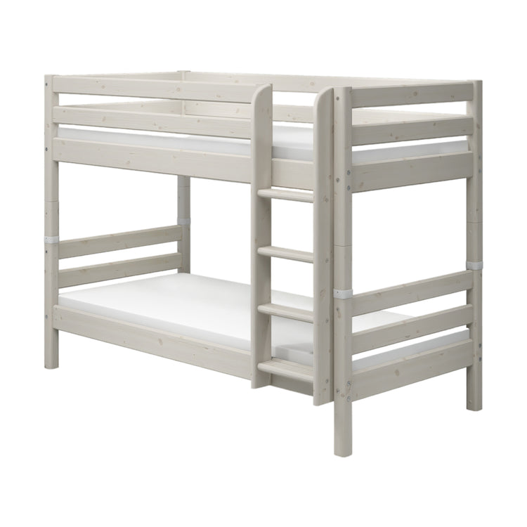 Flexa. Classic bunk bed with straight ladder - 210cm - White washed
