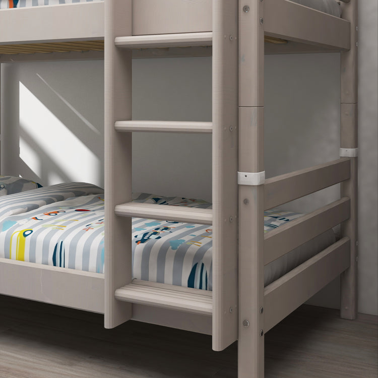 Flexa. Classic bunk bed with straight ladder - 210cm - Grey washed