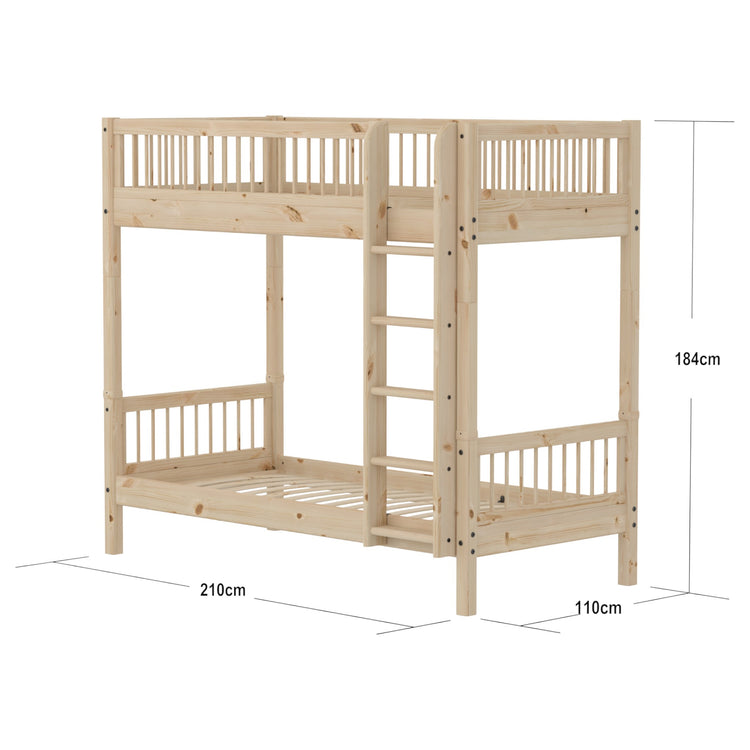 Flexa. CLASSIC bunk bed with extra hight and anti-slip steps and a integrated handled. The ladder has anti-slip steps and can be placed in both ends of the bed. The bed is made of solid pinewood.