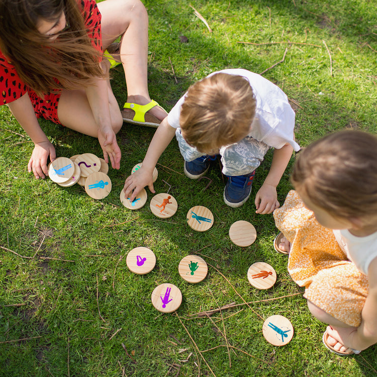 BS TOYS. Επιτραπέζιο παιχνίδι Moves