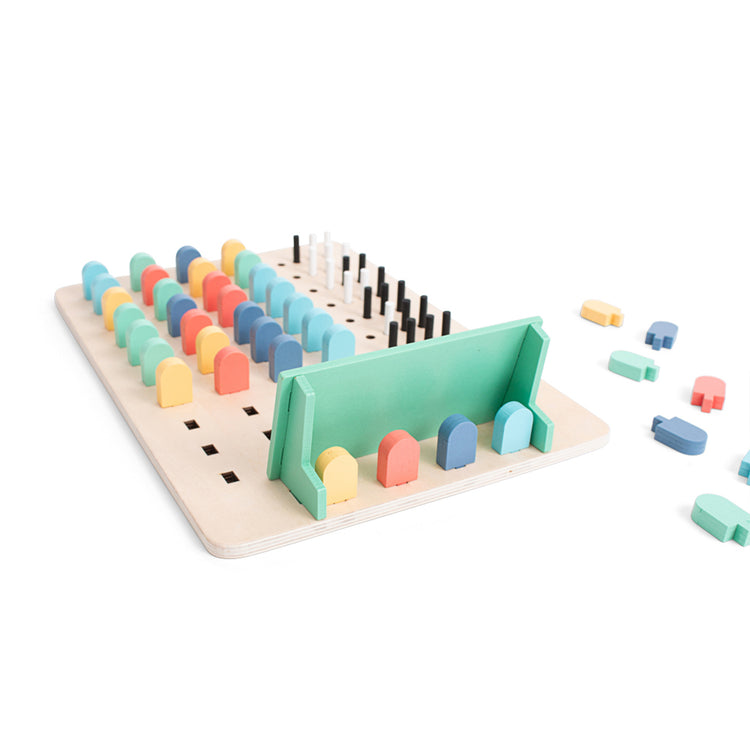 BS TOYS. Code Cracker