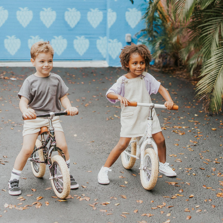 BANWOOD. Balance Bike Banwood First Go Girl Cream