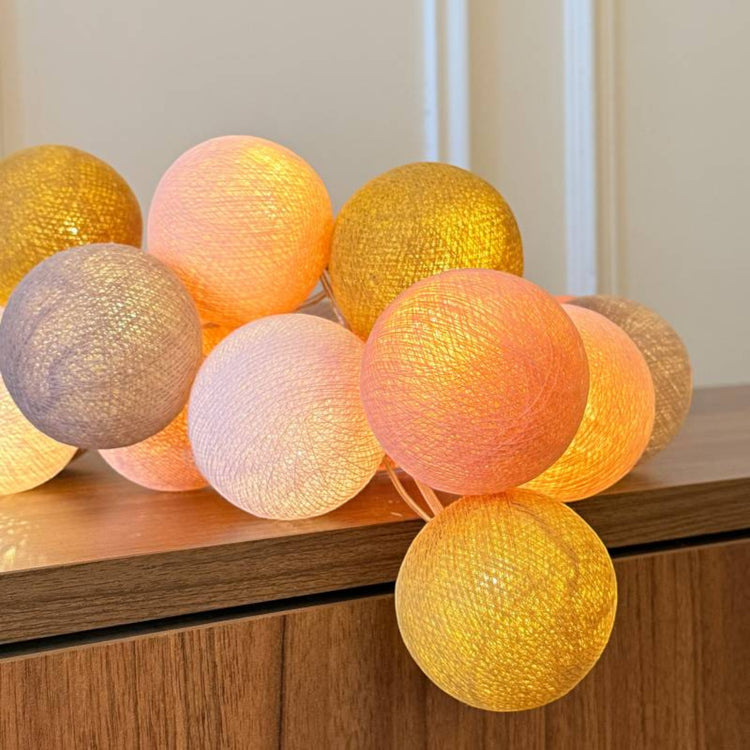 La Case de Cousin Paul Ghirlanda luminosa per cameretta dei bambini, palline intrecciate LED, interruttore ON/OFF, USB, fatto a mano, artigianale, 16 palline (rosada La Case de Cousin Paul Ghirlanda luminosa per cameretta dei bambini, palline intrecciate LED, interruttore ON/OFF, USB, fatto a mano, artigianale, 16 palline (rosada
