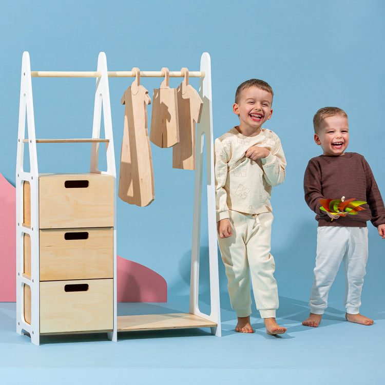 Duck Woodworks. Κρεμάστρα ρούχων με συρτάρια και ορθογώνια χερούλια - λευκό