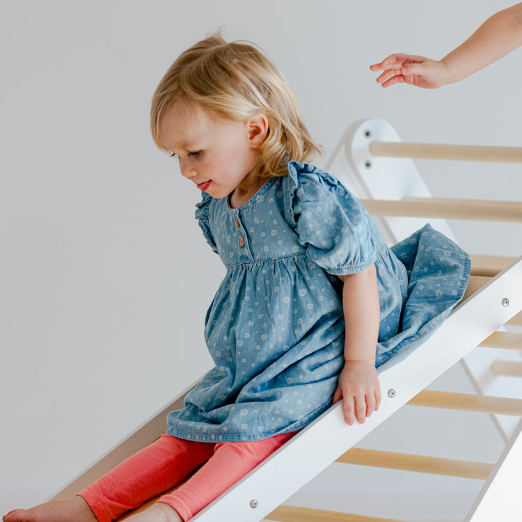 Duck Woodworks. Climbing triangle floor set with slide white