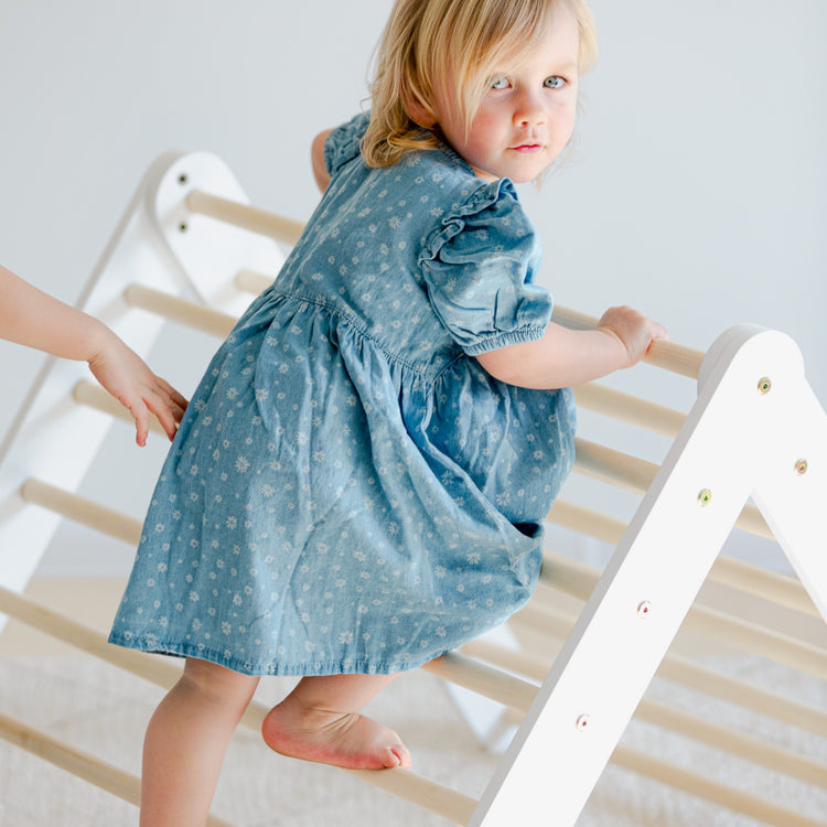 Duck Woodworks. Climbing triangle wall set white