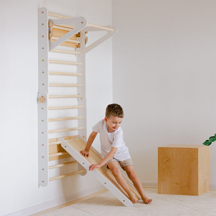 Duck Woodworks. Σετ αναρρίχησης τοίχου - τρίγωνο αναρρίχησης με τσουλήθρα - λευκό