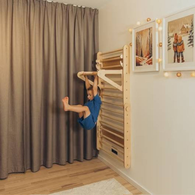 Duck Woodworks. Climbing triangle wall set with slide - natural