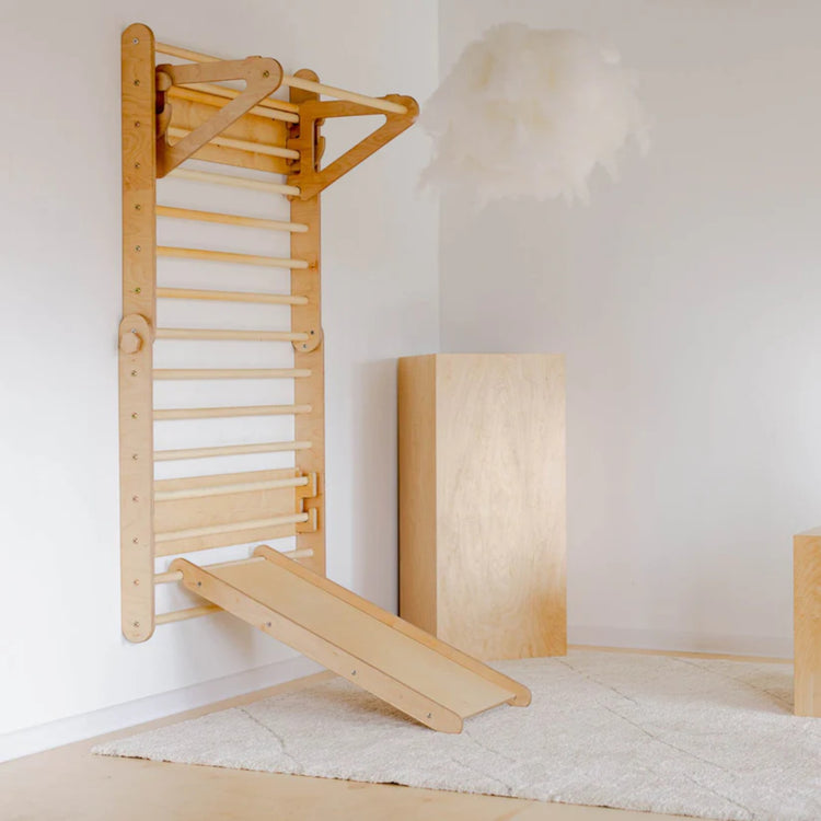 Duck Woodworks. Climbing triangle wall set with slide - natural