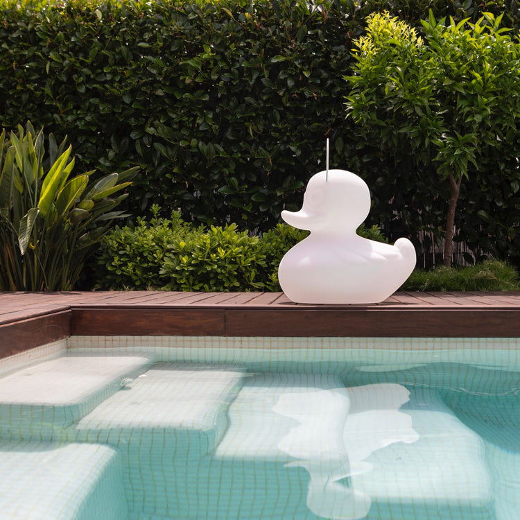 GOODNIGHT. The Duck Duck Lamp XL White