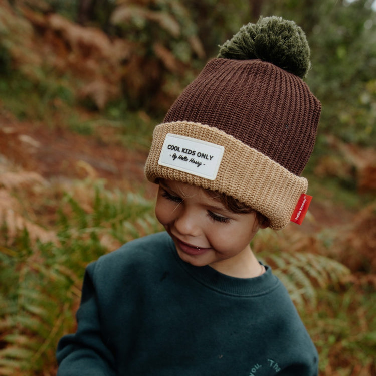 HELLO HOSSY. Color Block Pistachio dad beanie
