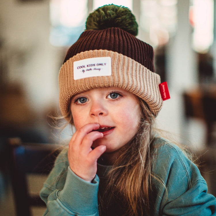 HELLO HOSSY. Color Block Pistachio dad beanie